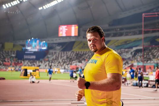 Daniel Ståhl of Sweden celebrates
