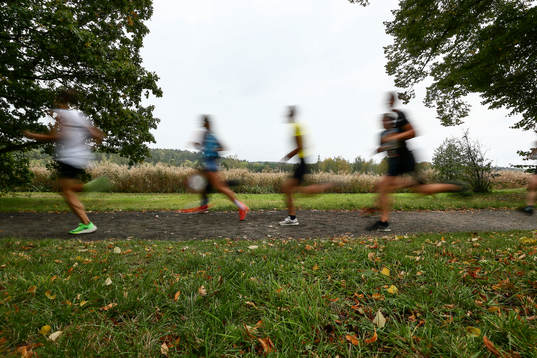 Löpare i Män och Kvinnor 30 km