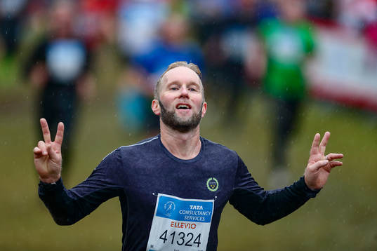 Lycklig motionslöpare i MK 30 km