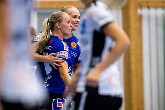 Karlstads Amanda Berggren jublar