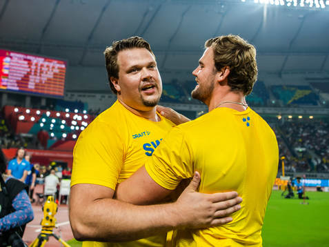 Daniel Ståhl and Simon Pettersson of Sweden celebrate