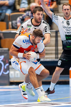 Kristianstads Helge Freiman och IFK Ystads Jonathan Mollerup