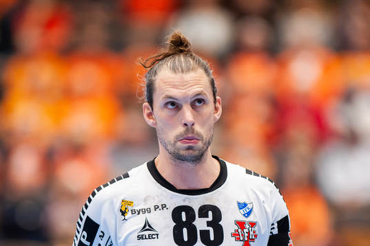 IFK Ystads Fredrik Petersen deppar