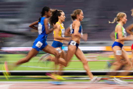 Yolanda Ngarambe of Sweden (second from the left)