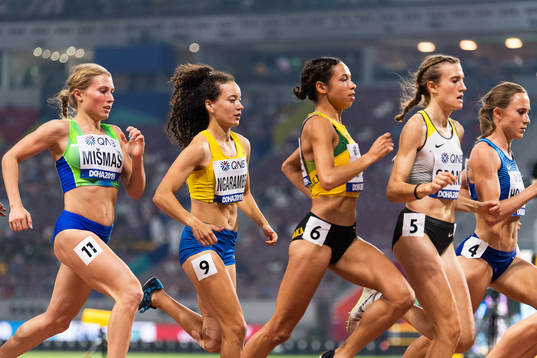 Yolanda Ngarambe of Sweden (second from the left)