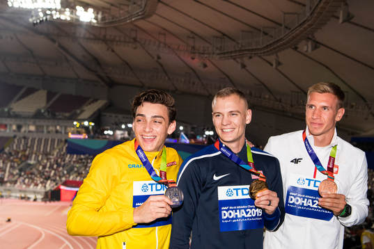 Armand Duplantis of Sweden (silver), Sam Kendricks of USA
