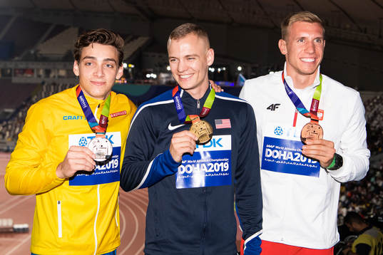 Armand Duplantis of Sweden (silver), Sam Kendricks of USA