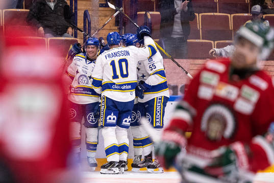 Leksands Lucas Nordsäter och Johan Fransson jublar