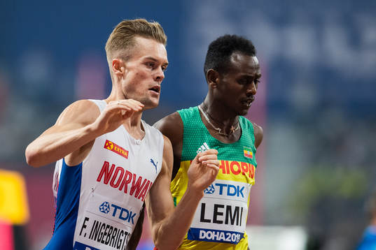 Filip Ingebrigtsen of Norway in contact with Teddese Lemi
