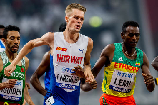 Filip Ingebrigtsen of Norway in contact with Teddese Lemi