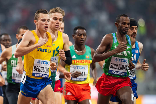 Kalle Berglund of Sweden (L)