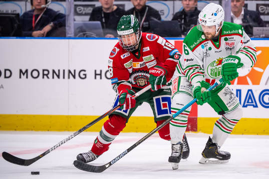 Frölundas Lucas Raymond och Rögles Craig Schira