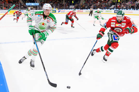 Rögles Hampus Gustafsson och Frölundas Anders Grönlund