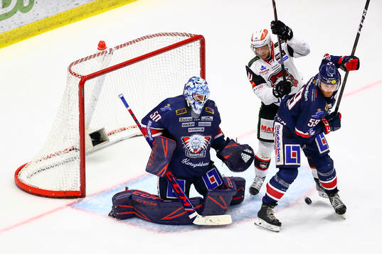 Linköpings målvakt Jonas Gustavsson , Anton Mylläri