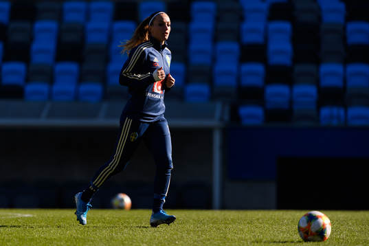 Sveriges Kosovare Asllani