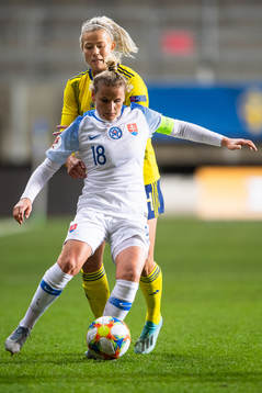 Hanna Glas of Sweden and Dominika Skorvankova of Slovakia