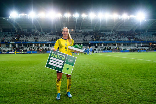 Kosovare Asllani of Sweden is awarded ”Player of the