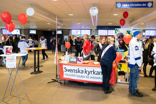 Svenska kyrkan kvällens matchvärd