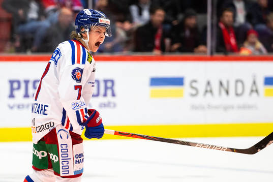 Oskarshamns Isak Pantzare reagerar