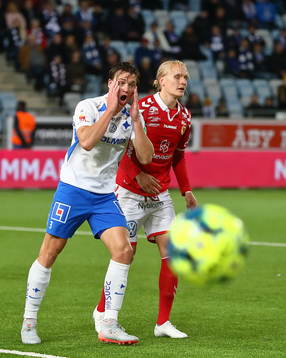 IFK Norrköpings Rasmus Lauritsen reagerar