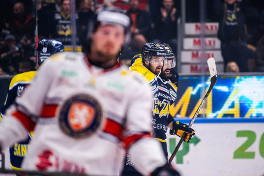 Bläddra bland fler bilder av Ishockey, SHL, HV71 - Växjö