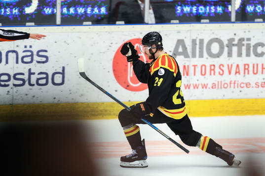 Brynäs Emil Molin jublar