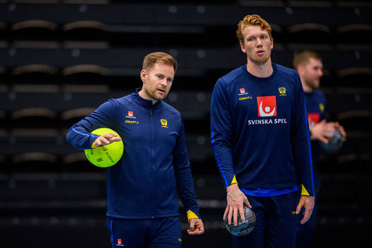 Förbundskapten Kristjan Andresson och Simon Jeppsson