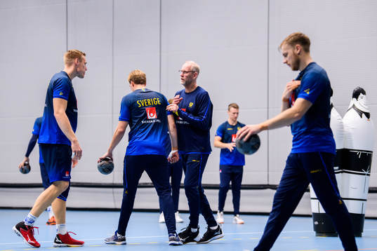 Fredric Pettersson och målvaktstränare Mats Olsson