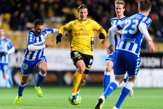 IFK Göteborgs André Calisir och Elfsborgs Simon Olsson