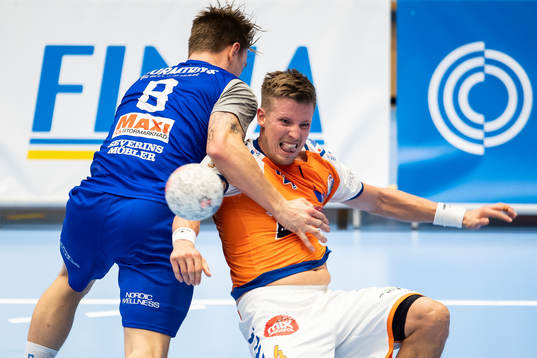 Kristianstads Adam Nyfjäll och Hallbys Martin Mårtensson