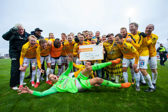 Bläddra bland fler bilder av Fotboll, Allsvenskan, Falkenberg - AFC Eskilstuna