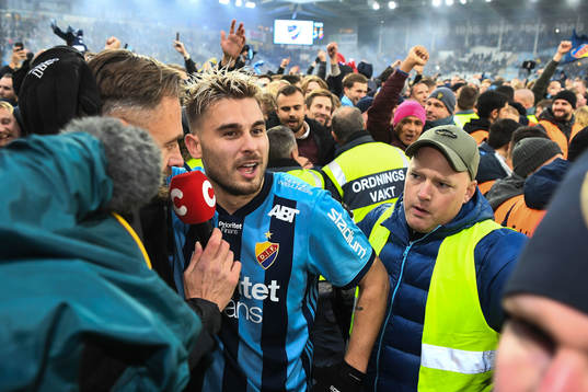 Djurgårdens Astrit Ajdarevic jublar