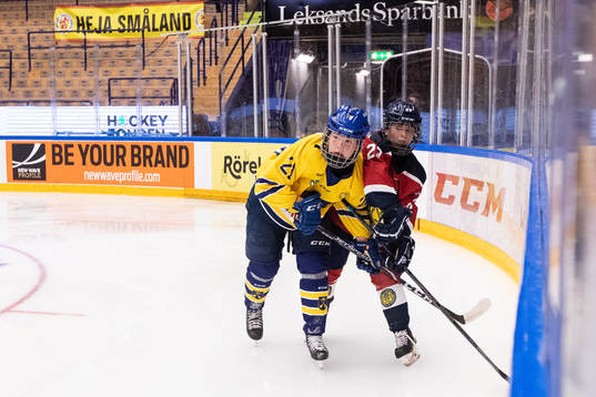 Dalarnas Nicole Hall och Stockholms Embla Åberg