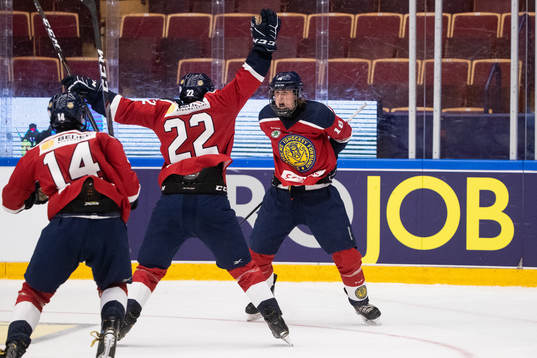 Stockholm Nords Anton Dagerlind jublar