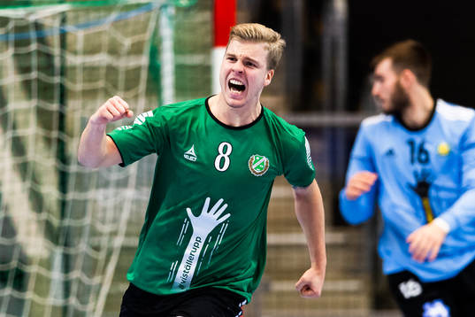 Önnereds Hugo Bengtsson jublar
