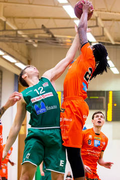 Eos Andrew Lundstrom och Borås Deandre Davis