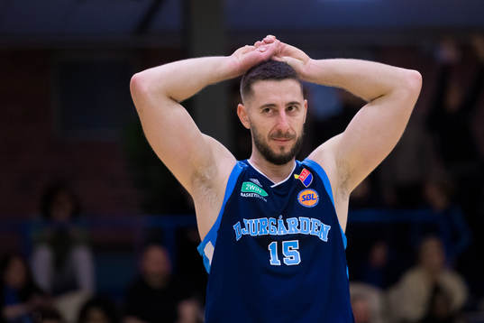 Djurgårdens Lazar Radosavljevic deppar