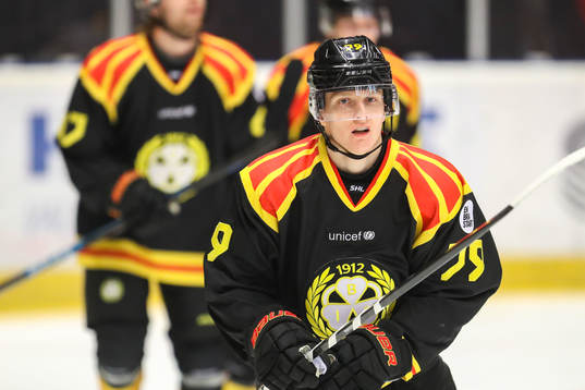 Brynäs Daniel Mannberg jublar