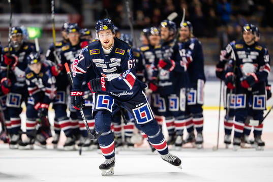 Linköpings Jarno Kärki jublar