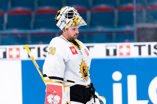 goalkeeper Gustaf Lindvall of Skellefteå looks dejected