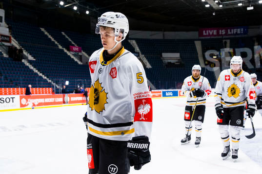 Philip Broberg of Skellefteå looks dejected