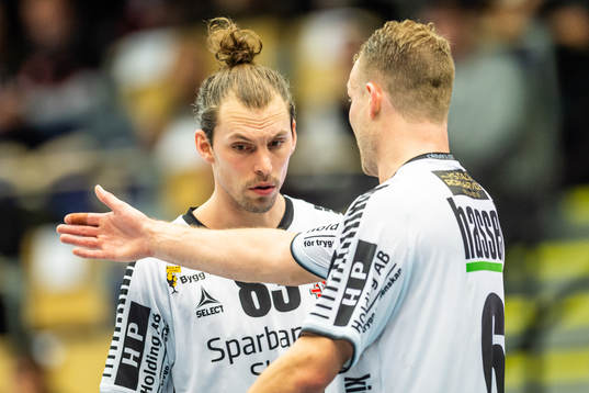 IFK Ystads Fredrik Petersen och Christoffer Svensson deppar