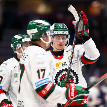 Frölundas spelare jublar