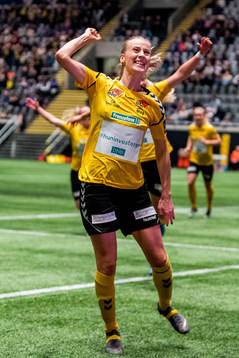 Anja Sønstevold of LSK Kvinner celebrates