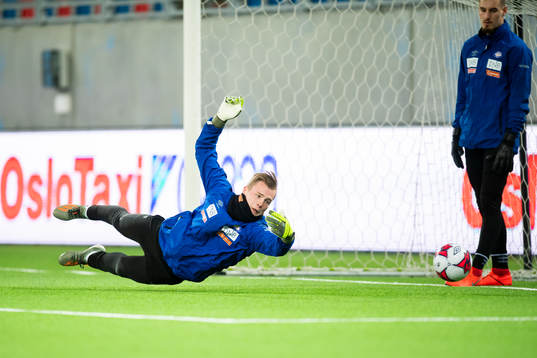 Goalkeeper Kristoffer Sundquist Klaesson of Vålerenga