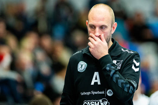 Varbergs tränare Hans Karlsson deppar