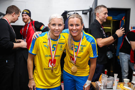 Anna Wijk and Iza Rydfjäll of Sweden celebrate in the