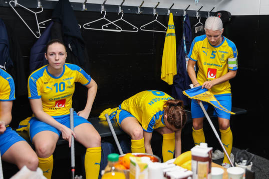 Stephanie Boberg and Anna Wijk of Sweden