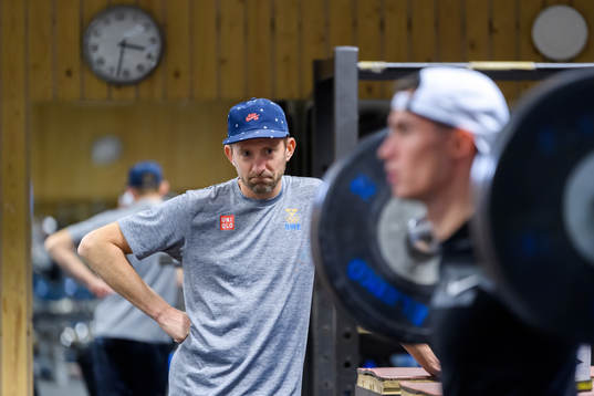 Tränare Yannick Tregaro och Thobias Montler tränar i