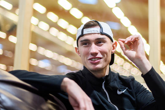 Thobias Montler blir intervjuad
